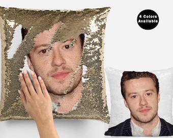 Joseph Quinn Sequin Pillow Cover, Celebrity Sequin Pillow Case, Joseph Quinn Flip Sequin Pillowcase, Joseph Quinn Pillow Gift Idea For Fans