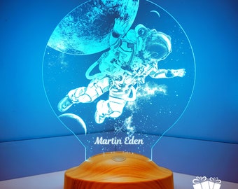 Lampada per bambini personalizzata 3D astronauta con luce notturna incisa / incisione regalo / lampada da tavolo / regalo di compleanno / impostazione regalo