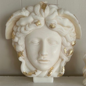 Medusa Candle