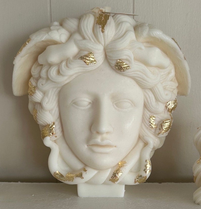 Medusa Candle