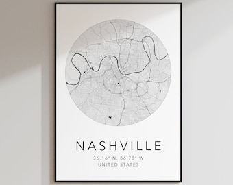 Może przedstawiać: Czarno-biały wydruk mapy Nashville w stanie Tennessee, z nazwą miasta i współrzędnymi: 36.16° N, 86.78° W. Wydruk zawiera również słowa "Stany Zjednoczone".