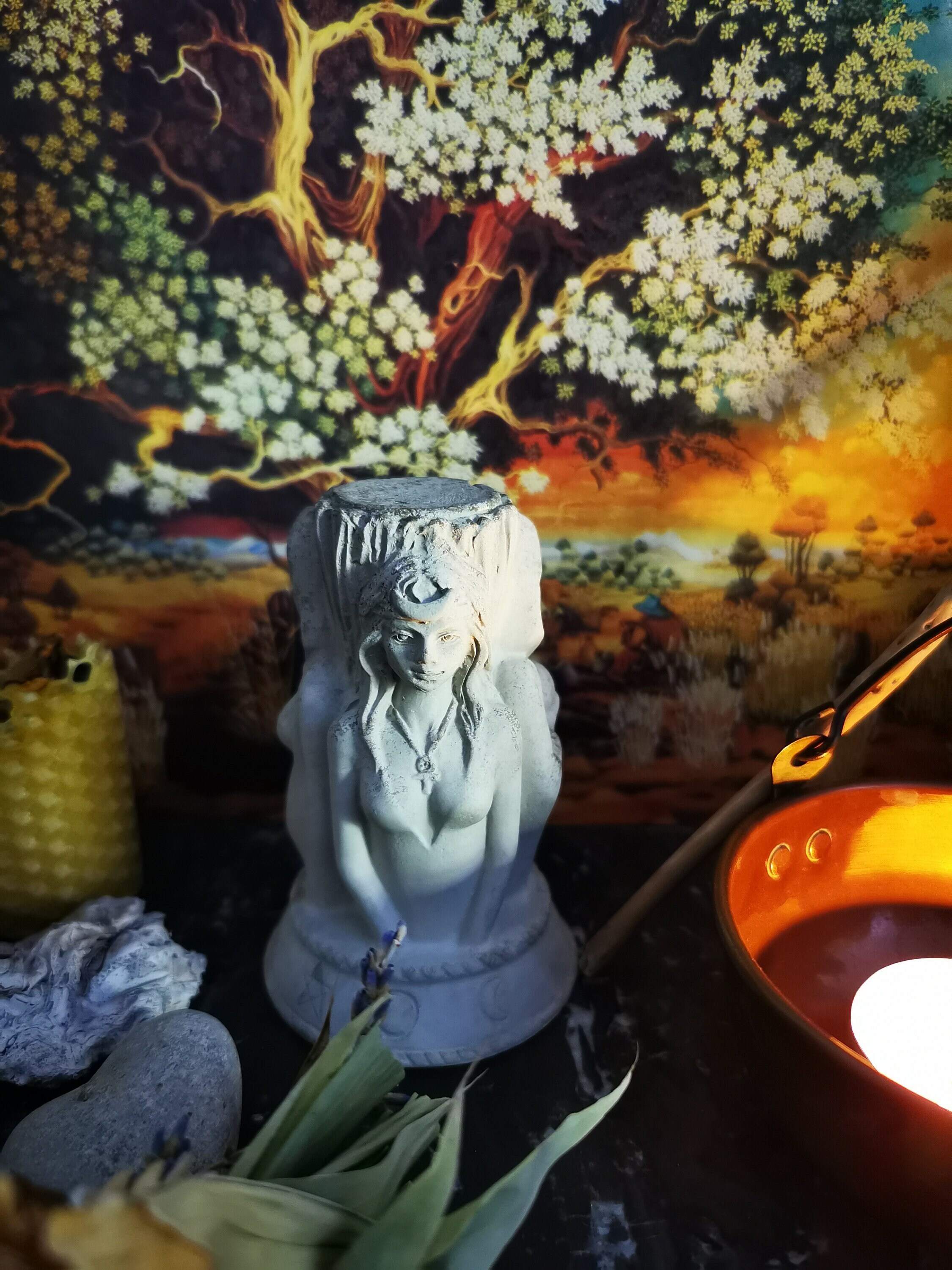 Arhésé | Artémis, Hécate et Séléné