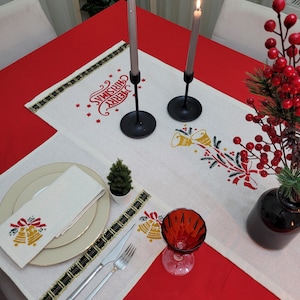 Christmas Linen Table Runner, Placemats and Napkins Set, Festive Holiday Dining decor, Hand-Painted Christmas Table Decor, Holiday Gifts