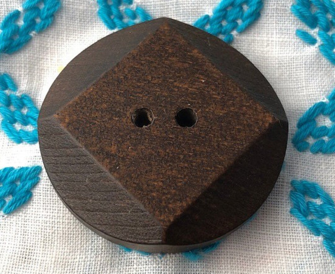 Large Brown Wooden Art Deco Buttons 1930's - Etsy