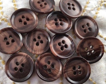 Lot 14 brown 19 mm corozo tagua nut buttons