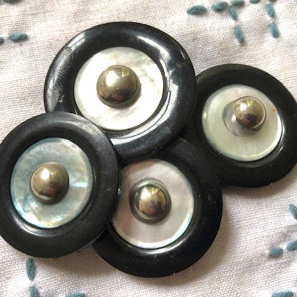 Set 3 + 1 black mother of pearl buttons Art Deco 1930's