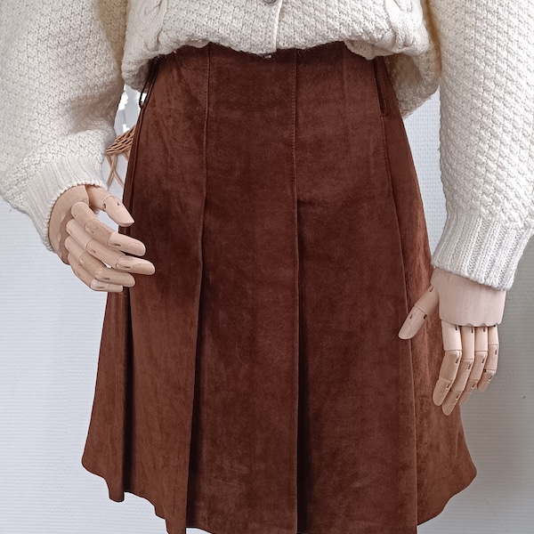 Size M - Vintage 70s leather skirt