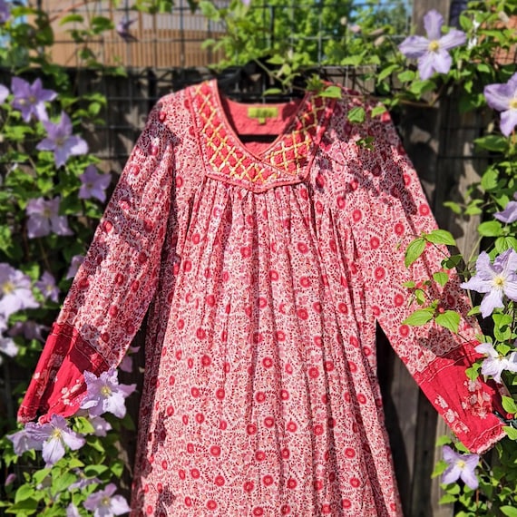 long cotton boho dress Wrap / Dusty Rose Fit:Tailored Fit category_Dress Ajrakh Hand Block Printed One Size ties from