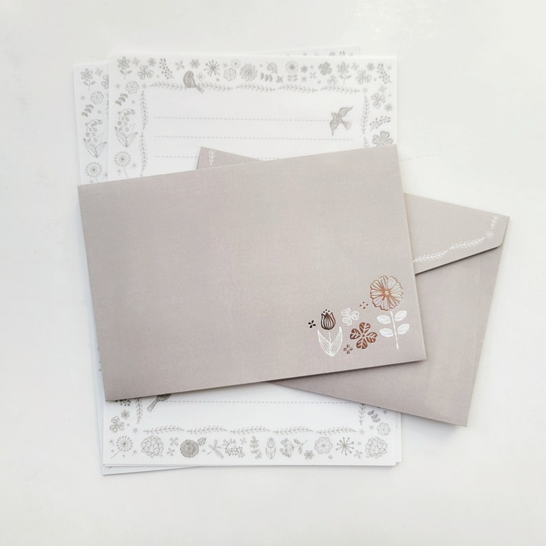 Monotone Letter Set with Silver Accent, Writing Paper Sheets with Envelopes, Flowers, Cats, Stars, Vintage Keys, Japanese Stationery Botanical