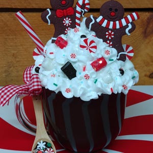 Large Gingerbread Hot Chocolate Mug with Spoon