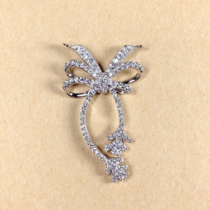 925 Sterling Silver Clasp with CZ pave, with closed ring, Bow shape