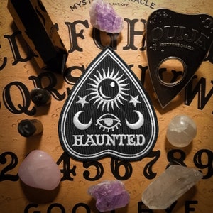 Ouija Embroidery Patch - Haunted, Oracle, Ritual, Invoke, Folklore, Horror, Ghostly, Mystery, Devil, Terror - Sew-On Patch