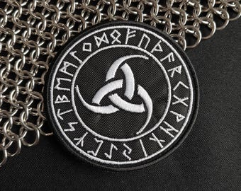 Geborduurd embleem met de drie hoorns van Odin - Noors symbool, Viking, Galdrabók, Futhark, runen, Noordse, Odin - Opnaaibaar embleem