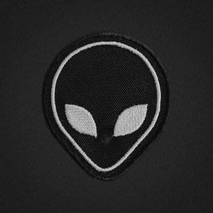 Alien Patch - UFO, Martian, Extraterrestrial, Space, Area 51, Galaxy, Mars, Stranger, Visitor - Embroidery, Iron On Patch, Sew On Patch