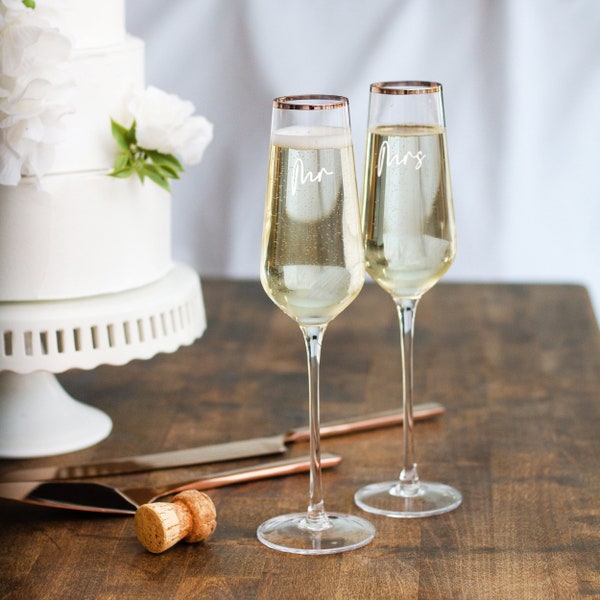 Engraved Champagne Glasses with Rose Gold Cake Knife and Server Set, Wedding Champagne Flutes, Wedding Toast Set Anniversary Gift for Couple