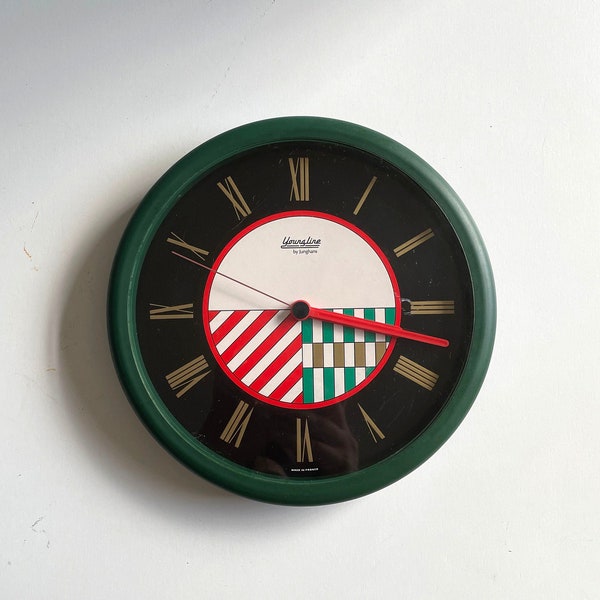 horloge murale vintage par Junghans, Youngline Edition, Design postmoderne des années 1980