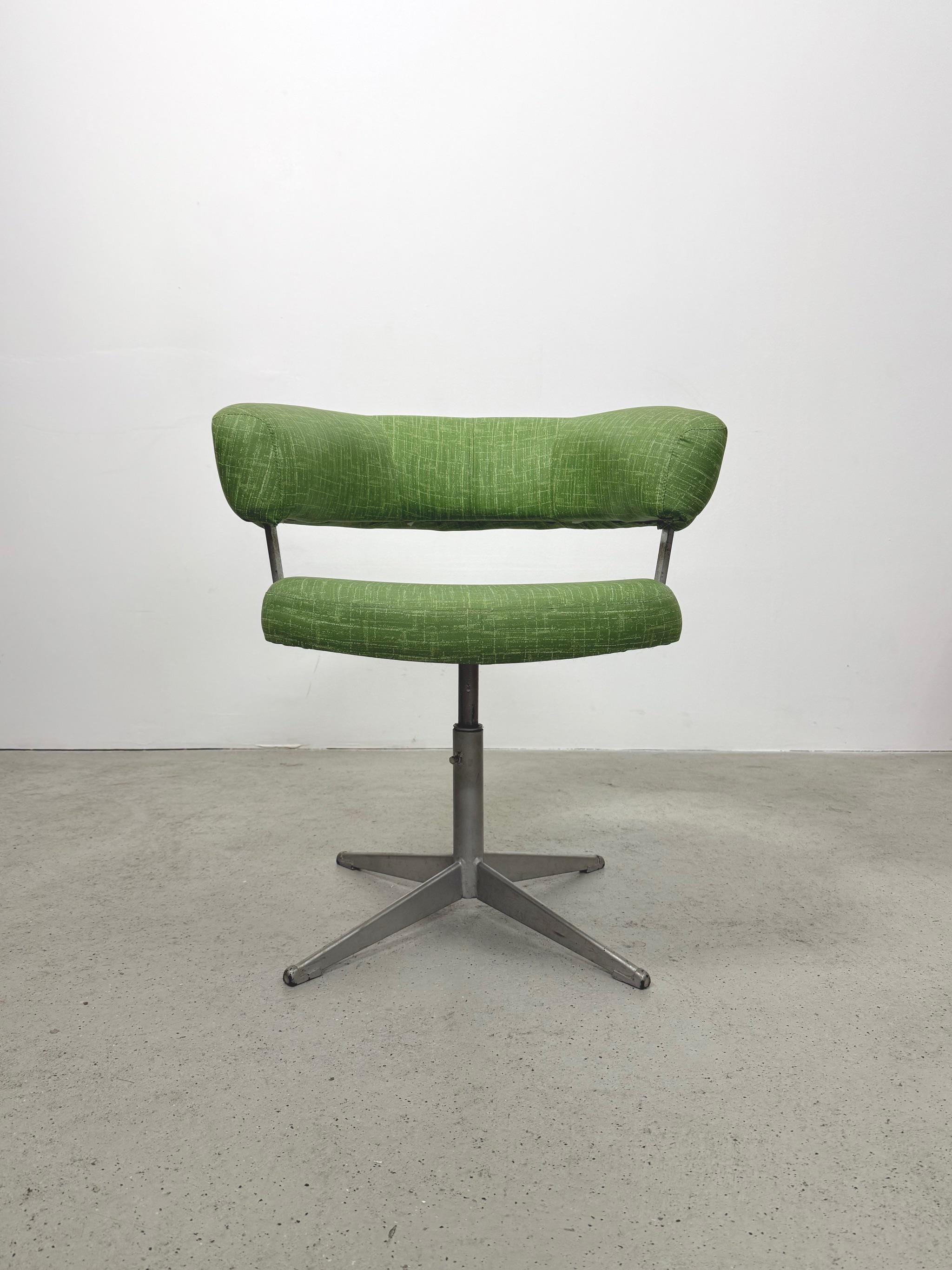 Space age lounge chair - Etsy 日本