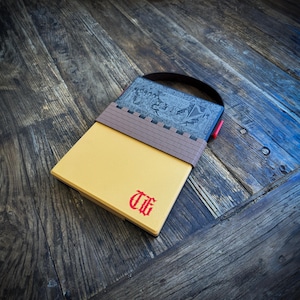 EP-1320 MEDIEVAL Stand Case by FANBOY