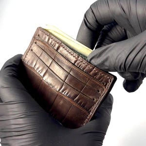 Tarjetero de piel de cocodrilo marrón, tarjetero exótico, tarjetero de lujo, regalos para él, billetera minimalista, billeteras para él, billetera de gimnasio