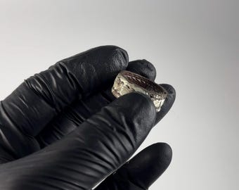 ハンドメイド エバーグレーズ パイソン レザー リング - サイズ 10.5