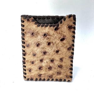pase de viaje de avestruz - billetera de tarjetas - estuche de tarjetas de avestruz - billetera cosida a mano - estuche minimalista - estuche de tarjetas de lujo - caja de avestruz para hombres