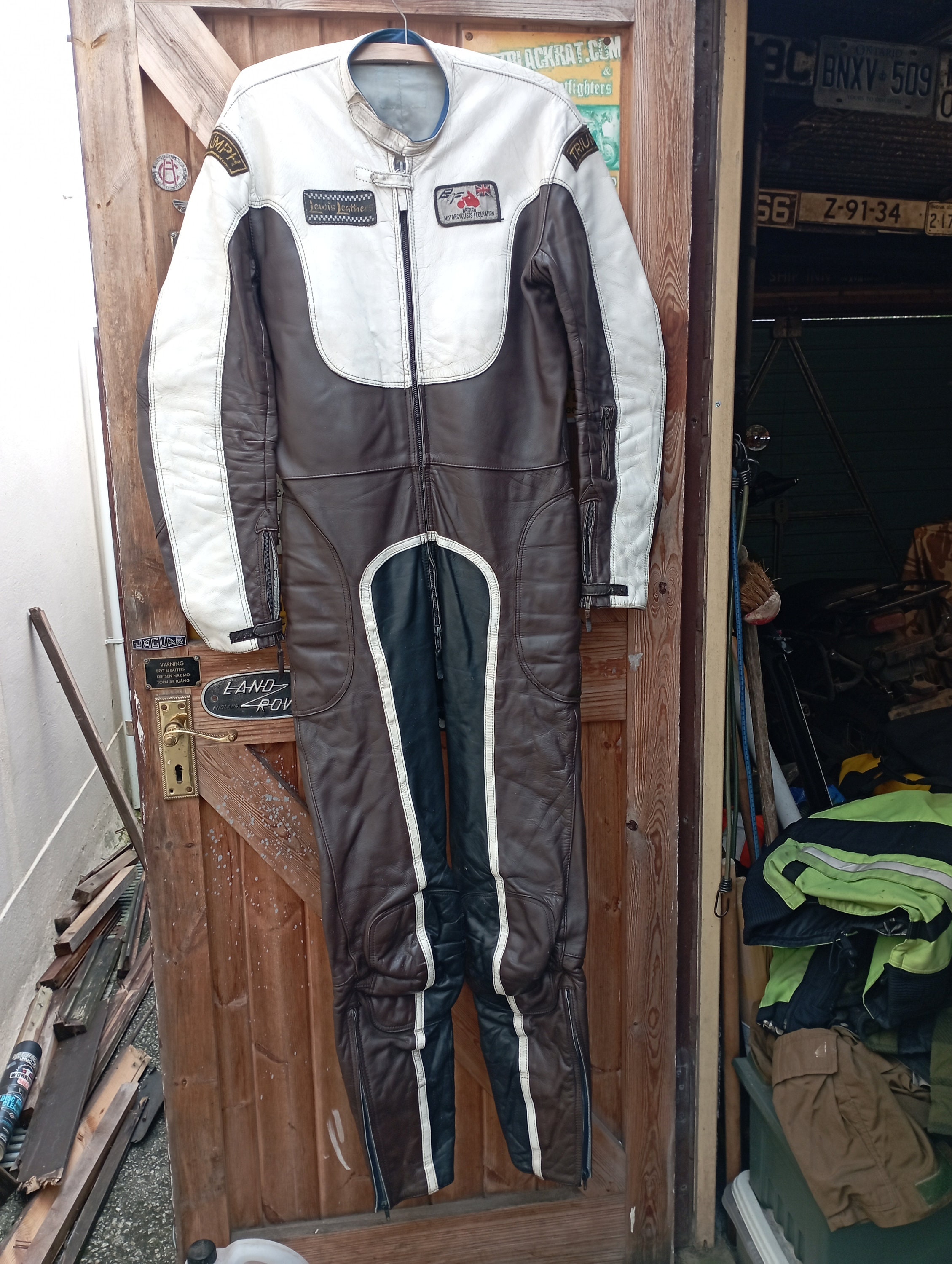 Full body shop leather motorcycle suit