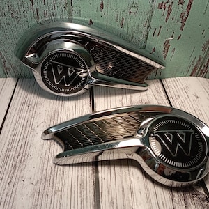 KAWASAKI W650 Genuine Right and Left Tank Emblem Badges Very Good