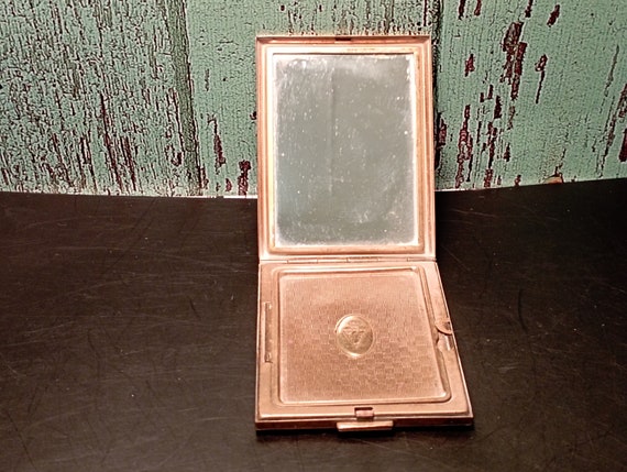 Vintage  Kigu Of London Gold Tone Powder Compact … - image 6
