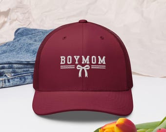 Czapka typu trucker dla mamy Preppy Boy z kokardą