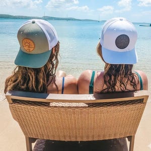 Golf leren patch truckerpet, kuststrandhoed, Lake Life-hoed, cadeau oceaanliefhebber, minimalistische truckerpet, vakantiehoed