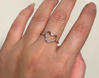 Sterling Silver Heart Ring, Stacking Ring, Hammered Heart Ring, Minimalist Heart Ring, Promise Ring, Dainty Ring, Gift for Her