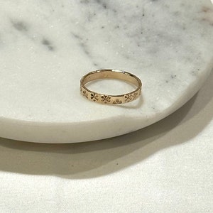 Daisy Flower Ring, 14k Gold Filled Flower Band, Stamped Flower Ring, Sterling Silver Flower Ring, Stacking Ring, Minimalist Ring