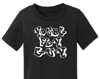Young Fly Guy Kleinkind-T-Shirt: Grafik-Slogan-T-Shirt