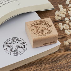 Tampon ex libris de colibris sur un cerisier | De la bibliothèque de timbres | Tampon bibliothèque personnalisable | Tampon de livre Ex Libris personnalisé