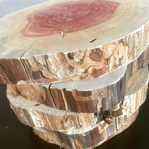 KARAVELLA X Large Wood Slices for Centerpieces - 5 Pack Wood Centerpieces  for Tables, 12-13 inches, Rustic Wedding Centerpiece, Natural Wood Slabs  w/T for Sale in Downey, CA - OfferUp