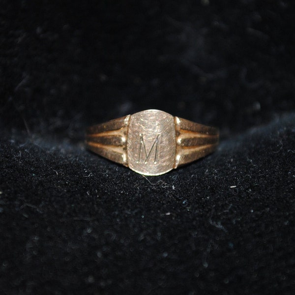 Vintage Art Deco 10k Gold "M" Baby Signet Ring / Petit Ring Size 0