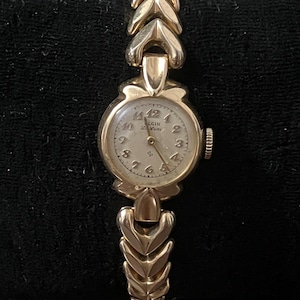 Un-serviced Working Vintage 1951 Women&#39;s Elgin De Luxe 10k Rolled Gold 17 Jewel Watch with Speidel Band