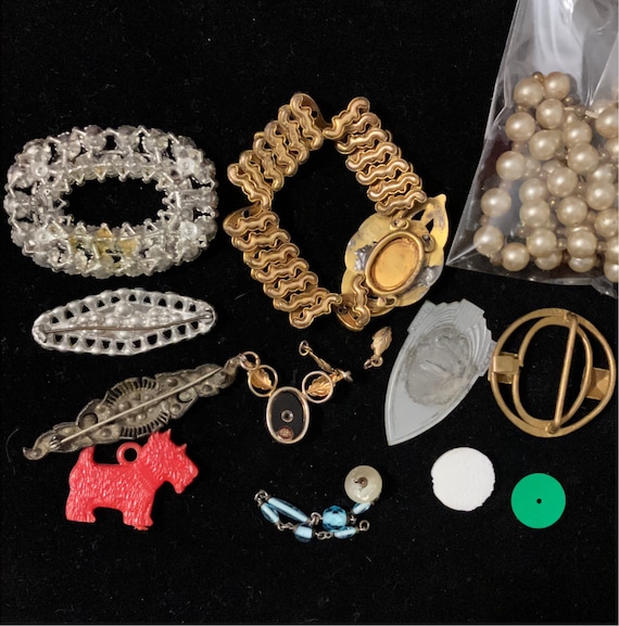 Damaged Antique & Vintage Jewelry Lot Brooches, C… - image 9