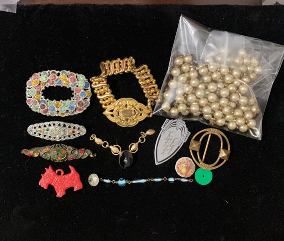 Damaged Antique & Vintage Jewelry Lot Brooches, C… - image 1