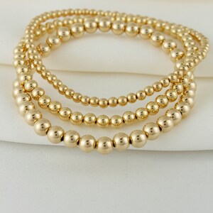 Pulsera de cuentas chapada en oro de 14 k resistente al deslustre, con capas, cuentas chapadas en oro, pulseras apilables, delicada pulsera de bolas de oro imagen 2