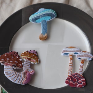 Set of  3pcs  bulk lot  mixed mushroom fungus    embroidered   self adhesive  iron on patch  6-8cmcm diy journal  sewing 2i-3nch