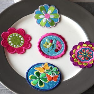 Set of  5pcs  bulk lot sunflower sun flower   badge  embroidered iron on patch  5-6cm 2inch