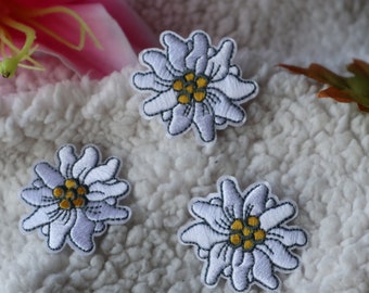 Set of  4pcs   60pcs  bulk lot  embroidered    Edelweiss  flower iron  on patch  diy  sewing 4cm  1.6inch 3cm