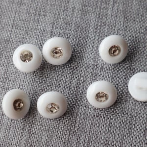 Set of 20pcs   bulk lot  Black  white resin rhinestone  button  sewable  button  wedding bouquet  11mm