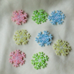 Set of  8pcs 16pcs 24pcs  bulk lot  snowflake snow flake  embroidered  iron on sew  on patch  diy 3.7cm 1.5inch