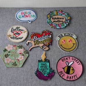 Set of 8pcs   40pcs bulk lot   be   Be kind  happy smiley face,heart follow your arrow  embroidered iron on patch  Hat cap diy  6x7cm