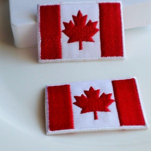 Set of  2pcs  20pcs bulk lot    canada canadian flag emblem embroidered iron on patch   badge  5.5x8cm  2x3inch