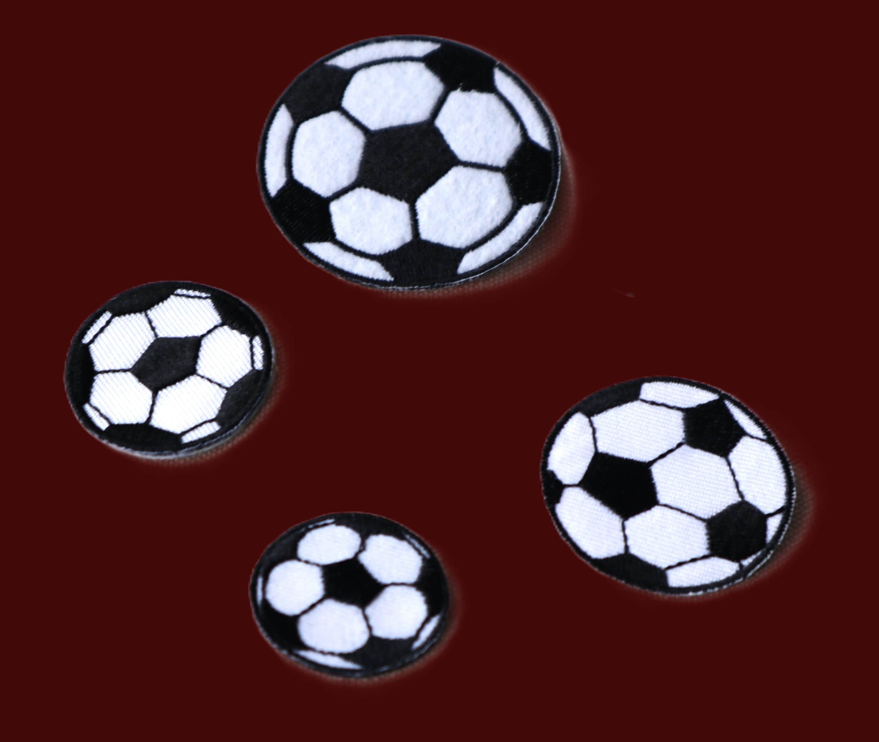 M ECUSSON BALLON DE FOOT 5,5CM - Stephanoise Mediac