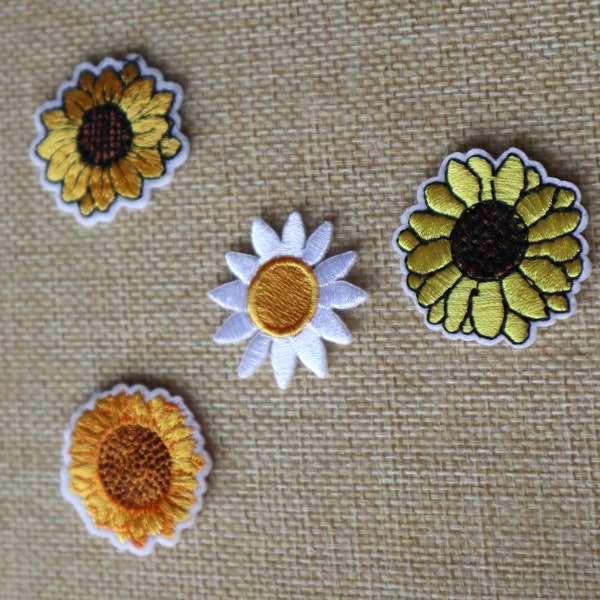 Set of  8pcs  60pcs bulk lot pack   white yellow sunflower   flower   embroidered  iron  on patch  about 3-4cm