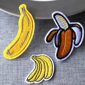 Set of  6pcs  60pcs bulk lot mixed fruit  banana   embroidered iron on patch about  4-6cm